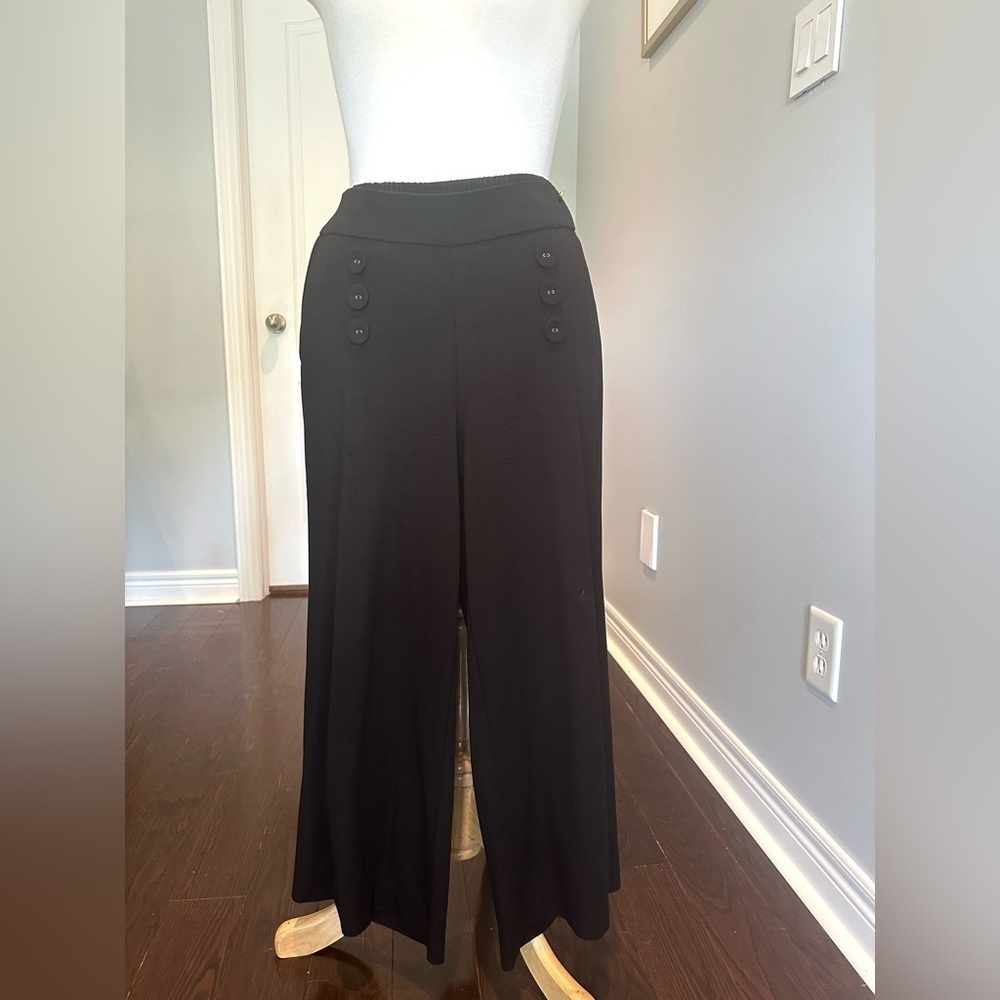 MELANIE LYNE Black Wide Leg Culottes Gaucho Pants - Size 6